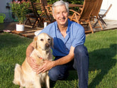 Ralf Müller mit Labrador